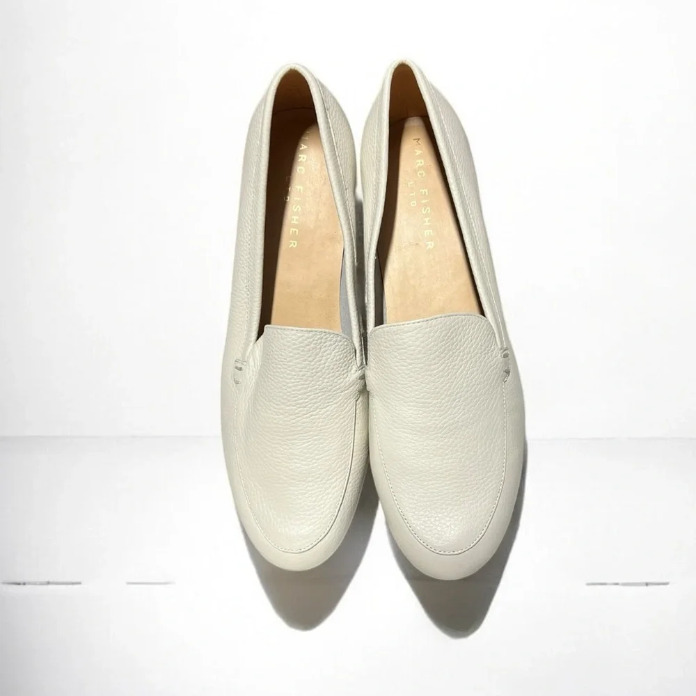 🌻NEW Marc Fisher Ivory Leather Docida Loafers | Women's Size 10
